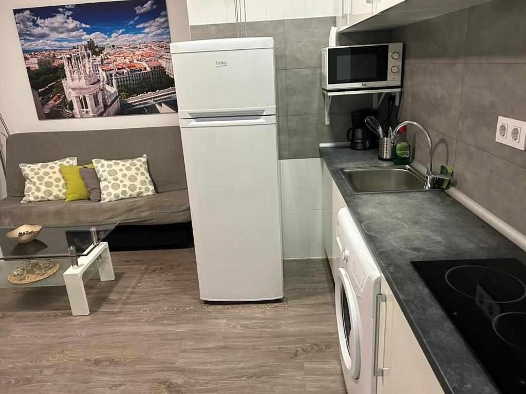 Comodo Y Agradable Estudio En Madrid Centro A3 מראה חיצוני תמונה